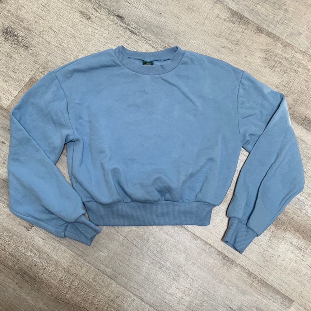 Wild Fable Oversized Cropped Sweatshirt